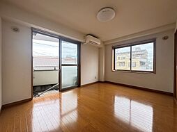 ピオーネ綾瀬 301 3階1Kのリビング/ダイニング