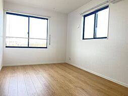 ユニリバー北千住 401 4階1Kのリビング/ダイニング