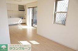 ヒルトップハウス D 2LDKのリビング/ダイニング