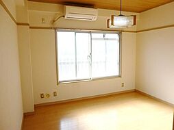 コーポフジ 301 3階1Kのリビング/ダイニング