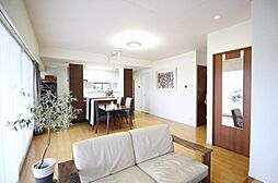 パークハウス高森ヒルズキャロルコート 2SLDKのリビング/ダイニング