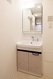 ＭＥＬＤＩＡ　Ｃｌａｒｅｓｔ　西新南