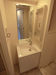 他のお部屋の参考写真となります。
