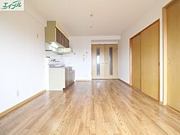 JR山陽本線 岡山駅 バス40分 大福中学校下車 5.7kmの賃貸マンション 5階3LDKのリビング/ダイニング