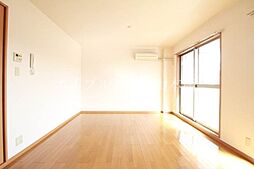 グランパ 2階1LDKのリビング/ダイニング