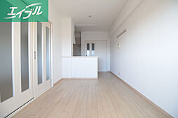 アリビオ高柳 5階1LDKのリビング/ダイニング