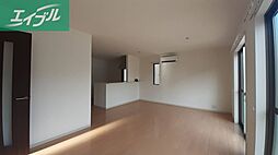 ブリリアンSOLO 1階3LDKのリビング/ダイニング