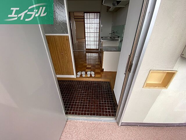 玄関