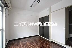 JR山陽本線 高島駅 徒歩23分の賃貸マンション 1階1Kのリビング/ダイニング