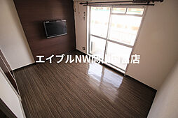 JR山陽本線 高島駅 徒歩23分の賃貸マンション 2階1Kのリビング/ダイニング