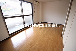 JR山陽本線 高島駅 徒歩19分の賃貸マンション 1階2LDKのリビング/ダイニング