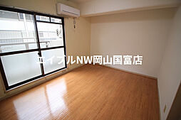 JR山陽本線 西川原駅 徒歩21分の賃貸マンション 4階1Kのリビング/ダイニング