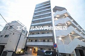 岡山県岡山市北区表町3丁目（賃貸マンション1R・8階・35.20㎡） その1