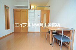 JR山陽本線 高島駅 徒歩21分の賃貸アパート 1階1Kのリビング/ダイニング