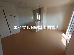 JR山陽本線 高島駅 徒歩13分の賃貸アパート 2階2LDKのリビング/ダイニング