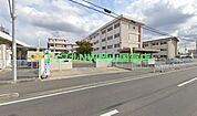 岡山市立平井小学校 878m