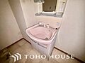 平日の朝であっ...