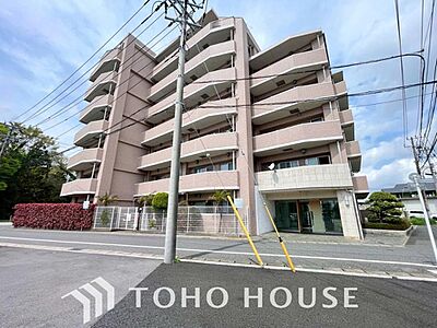 外観:忙しく過ぎゆく日常を置き去るほど、ゆったりした時間が流れる住環境です。 外観:忙しく過ぎゆく日常を置き去るほど、ゆったりした時間が流れる住環境です。