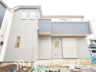 外観:物件の陽当りや通風、周辺環境や街並みなど、資料には掲載していない情報をぜひ現地でご確認ください。実際に暮らす目線で歩くことで、周辺の音や時間帯による光の変化など、五感で納得のいく住まい選びが行えます。 外観:物件の陽当りや通風、周辺環境や街並みなど、資料には掲載していない情報をぜひ現地でご確認ください。実際に暮らす目線で歩くことで、周辺の音や時間帯による光の変化など、五感で納得のいく住まい選びが行えます。