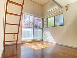 エスポアール三鷹 1階ワンルームのリビング/ダイニング