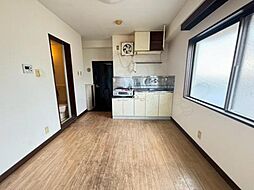 シティーリバーむさしの 101 1階1DKのリビング/ダイニング