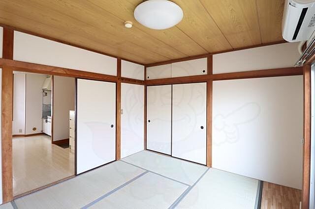 寝室