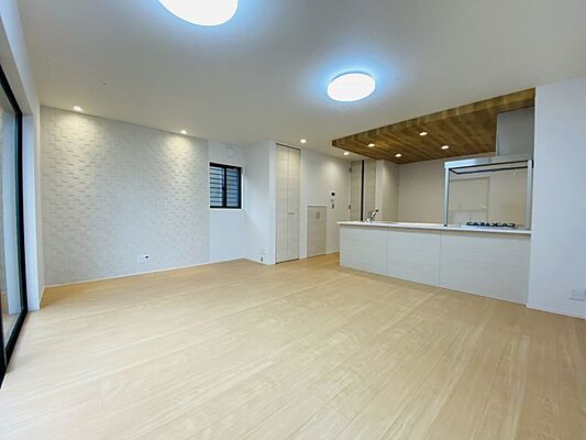 リビング/ダイニング 豊田市下市場町7丁目　C棟