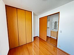 寝室の画像