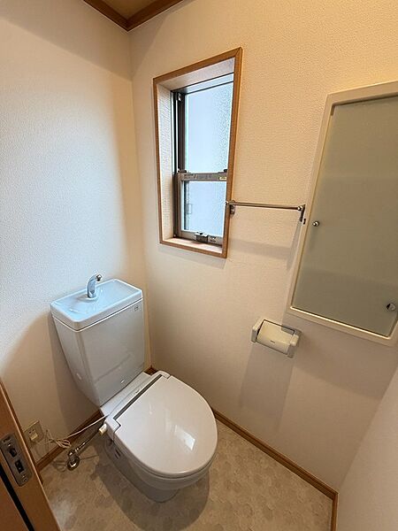 トイレを拡大表示
