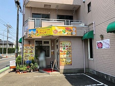 インド料理チャンドニー(364m)