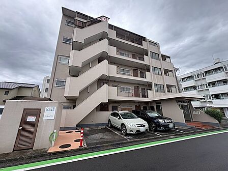 カースペースあり