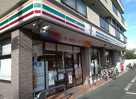 セブンイレブン さいたま上落合3丁目店(587m)