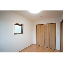 レヴィーナミエ