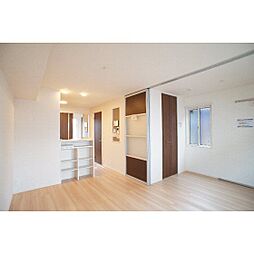 ＬａＬａ　Ｔ・Ｍ 101 1階1LDKのリビング/ダイニング