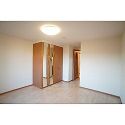 グラン・シャリオ南雲 105 1階1Kのリビング/ダイニング