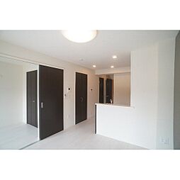 ローズテラスII 105 1階1LDKのリビング/ダイニング