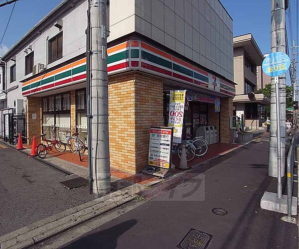 画像29:セブンイレブン京都外大前店まで360m 京都外国語大学の真横にあります