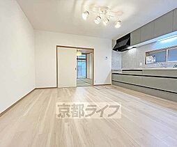 パルティール四条 1階2SLDKのリビング/ダイニング