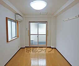 シャトー五福 101 1階1Kのリビング/ダイニング