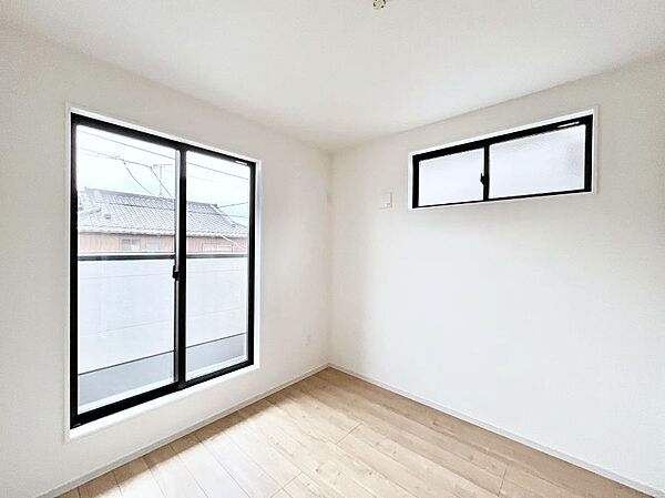 寝室を拡大表示
