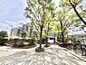 エントランス：外観 綺麗なエントランスは、居住者を優しく迎えいれてくれます  