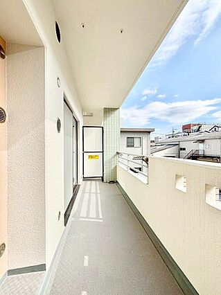 広々バルコニー...