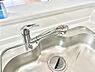 設備：いつでも清潔なおいしいお水を。一つの水栓で水道水と浄水を使い分け。