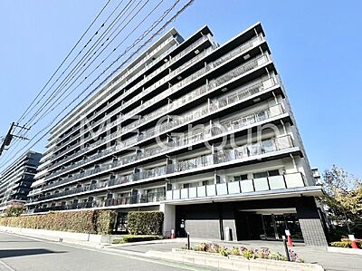 外観：生活に便利な地に伸びやかな家族の生活風景を描く住まい