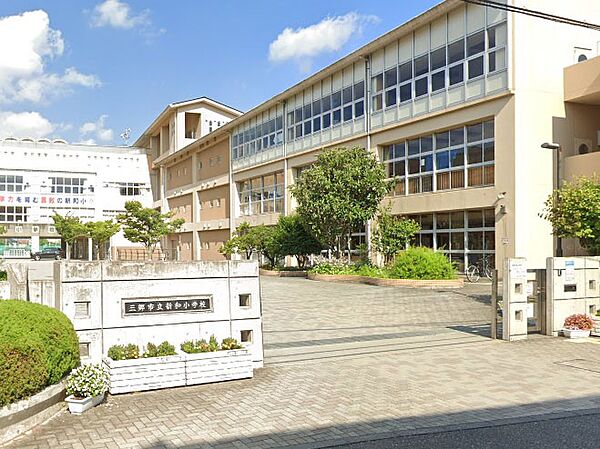 周辺を拡大表示