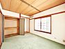 室内：柔らかい畳の空間は、お子様の遊び場や来客時のおもてなしの場所として重宝します。 