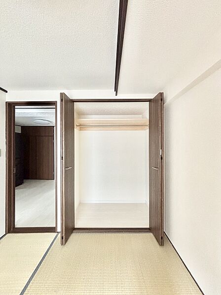 たっぷりの収納スペースでいつでも住空間がスッキリ保てそう