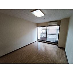 ＦＩＶＥ 4階1Kのリビング/ダイニング