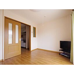 スイングＮ4 2階2Kのリビング/ダイニング