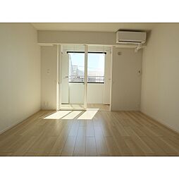 メルグランデ 2階1Kのリビング/ダイニング